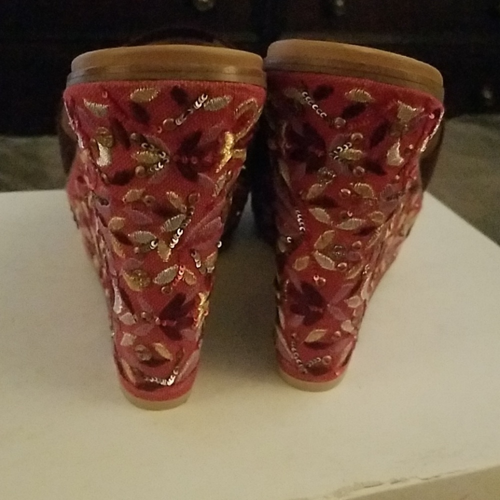 Brand New Donald Pliner Jeweled Wedges... stunning